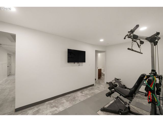 2450 Sw 178TH Ave, Beaverton, OR 97003