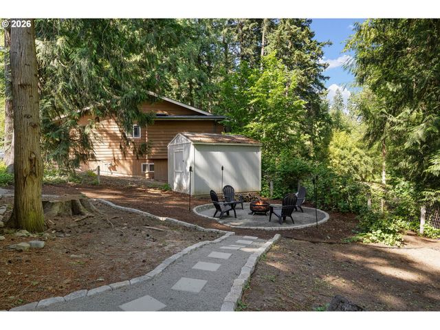 2450 Sw 178TH Ave, Beaverton, OR 97003