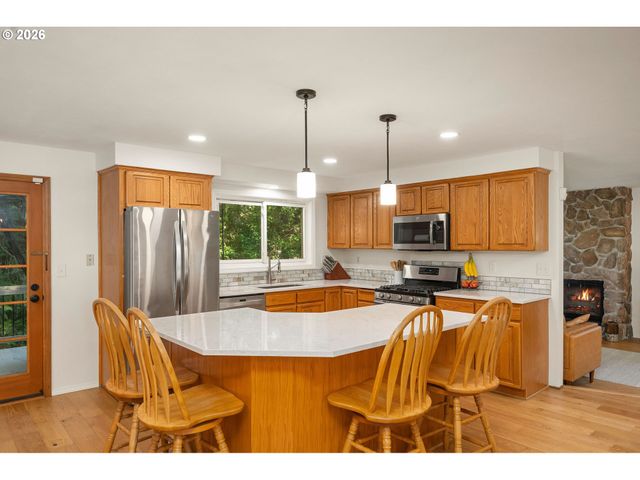 2450 Sw 178TH Ave, Beaverton, OR 97003