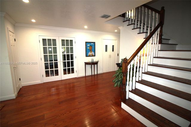 6750 Granada Boulevard, Coral Gables, FL 33146