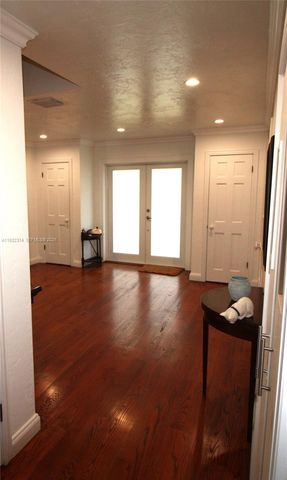 6750 Granada Boulevard, Coral Gables, FL 33146