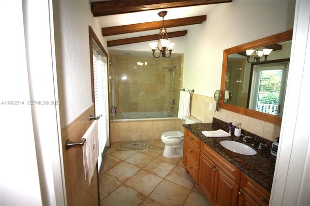 6750 Granada Boulevard, Coral Gables, FL 33146