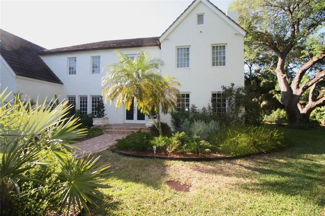 6750 Granada Boulevard, Coral Gables, FL 33146