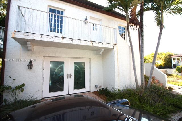 6750 Granada Boulevard, Coral Gables, FL 33146
