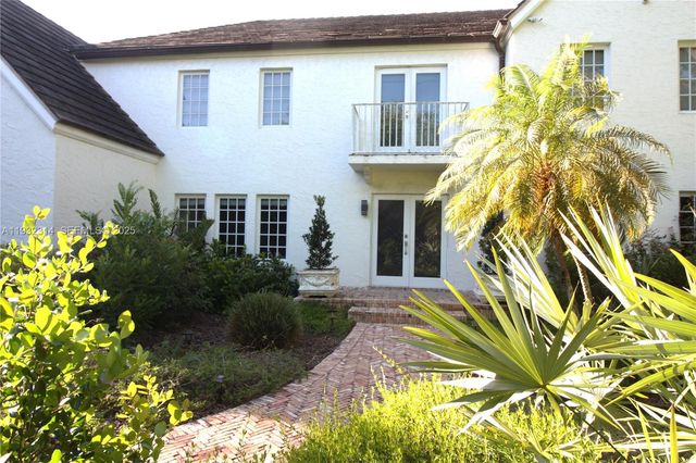 6750 Granada Boulevard, Coral Gables, FL 33146