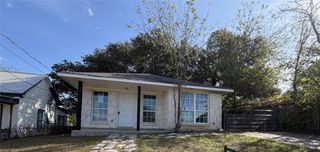207 S Creek ST, Fredericksburg, TX 78624