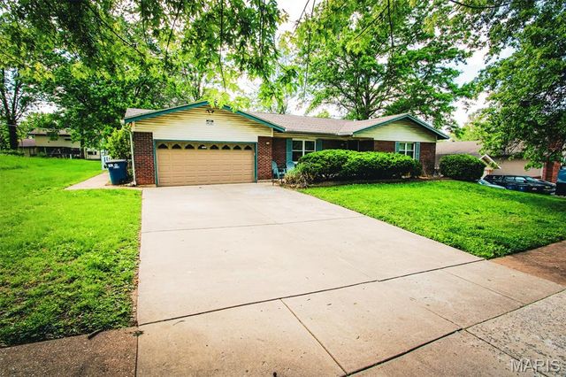 12783 Stoneridge Drive, Black Jack, MO 63033