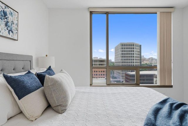 300 Bowie ST 1101, Austin, TX 78703