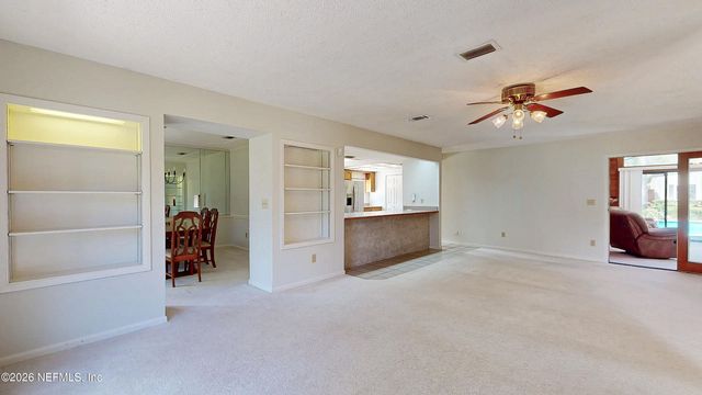 1028 LAKE ASBURY Drive, Green Cove Springs, FL 32043