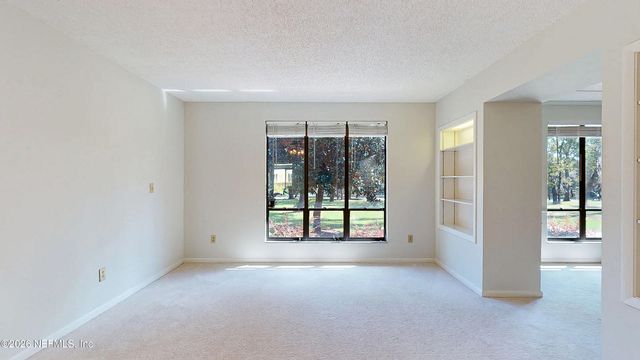 1028 LAKE ASBURY Drive, Green Cove Springs, FL 32043