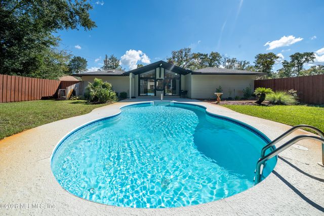 1028 LAKE ASBURY Drive, Green Cove Springs, FL 32043
