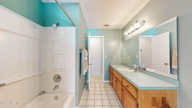1028 LAKE ASBURY Drive, Green Cove Springs, FL 32043