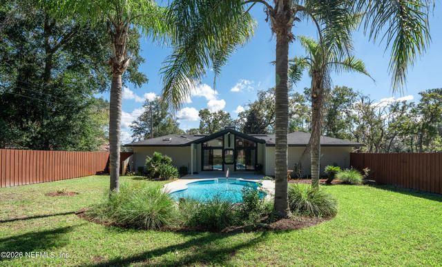 1028 LAKE ASBURY Drive, Green Cove Springs, FL 32043