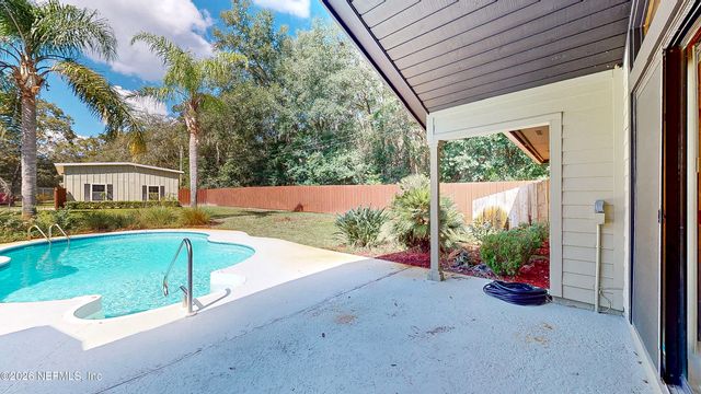 1028 LAKE ASBURY Drive, Green Cove Springs, FL 32043