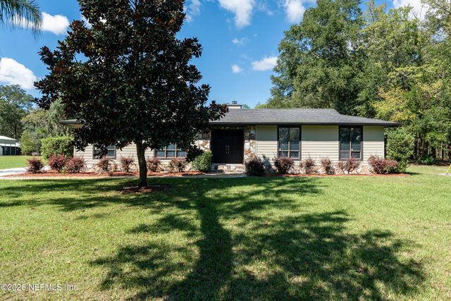 1028 LAKE ASBURY Drive, Green Cove Springs, FL 32043