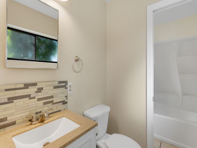 2375 16th Avenue SW, Vero Beach, FL 32962