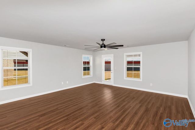 213 Shubert Drive, Hazel Green, AL 35750