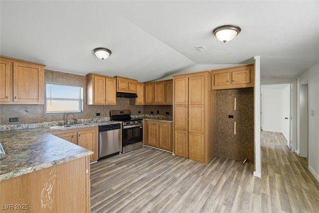 2320 Ida St, Pahrump, NV 89060