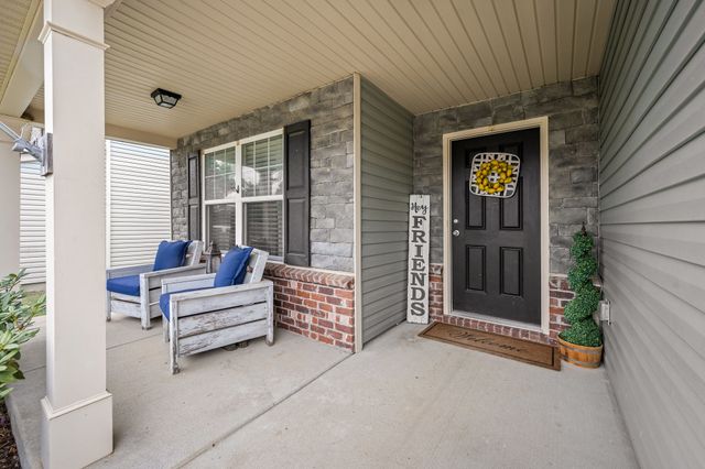 145 Slaters Dr, Lebanon, TN 37087