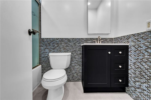 9903 Karmont, South Gate, CA 90280