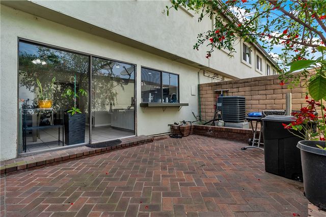 9903 Karmont, South Gate, CA 90280