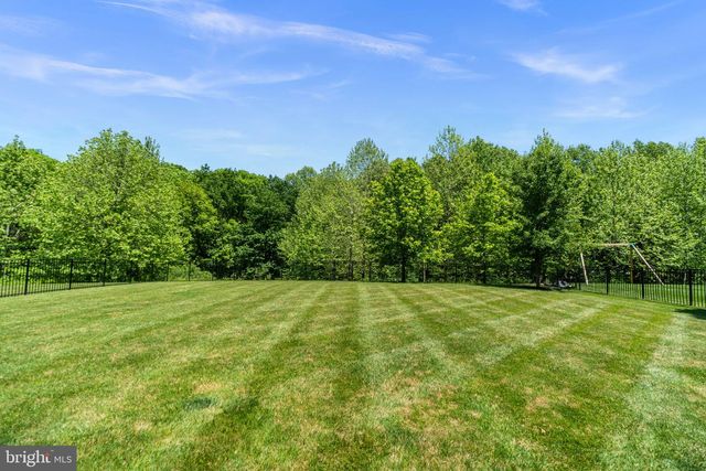 2212 KINGS FOREST TRL, Mount Airy, MD 21771
