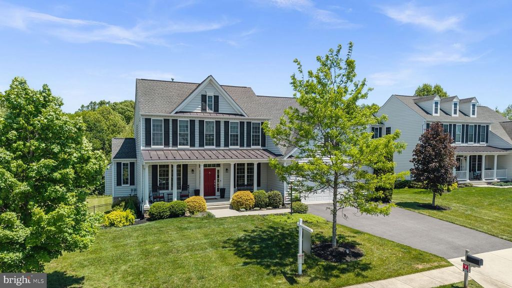 Image 2 of property listing at 2212 KINGS FOREST TRL, Mount Airy, MD 21771