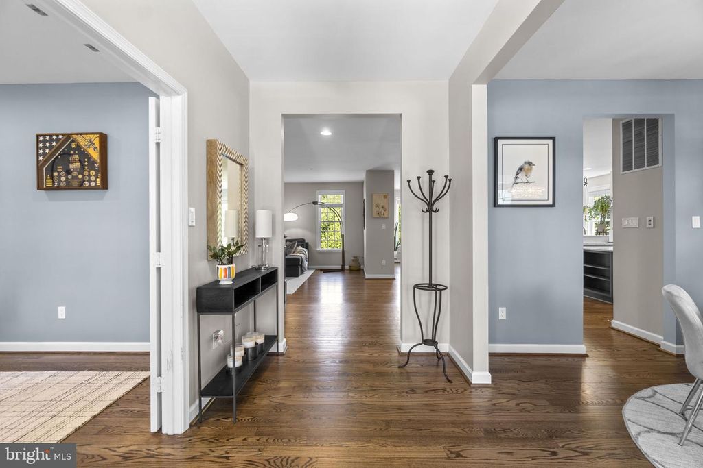 Image 3 of property listing at 2212 KINGS FOREST TRL, Mount Airy, MD 21771