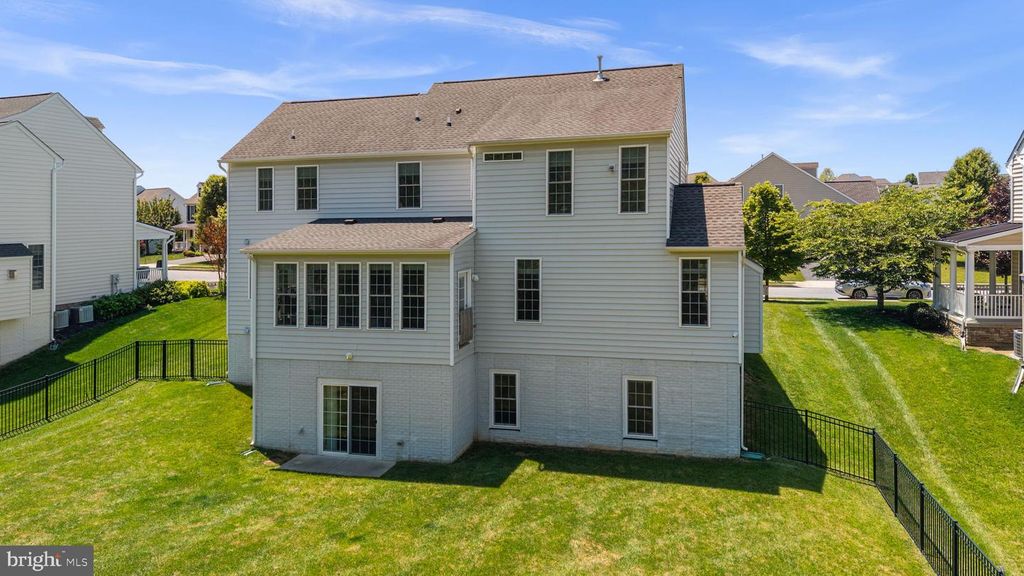 Image 43 of property listing at 2212 KINGS FOREST TRL, Mount Airy, MD 21771