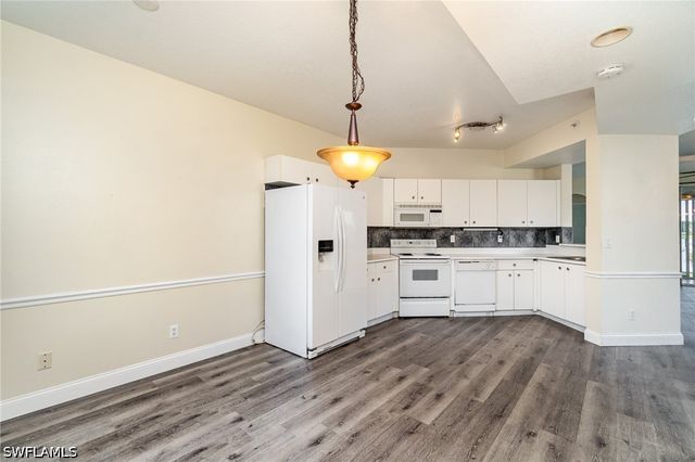 2408 Millcreek LN 104, Naples, FL 34119
