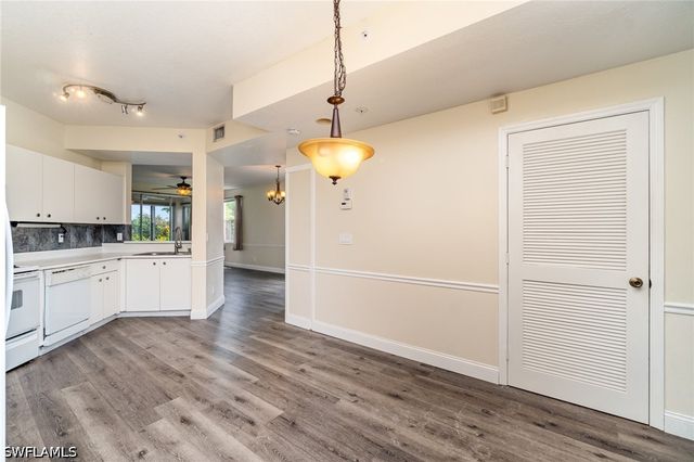 2408 Millcreek LN 104, Naples, FL 34119