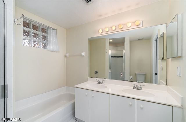 2408 Millcreek LN 104, Naples, FL 34119