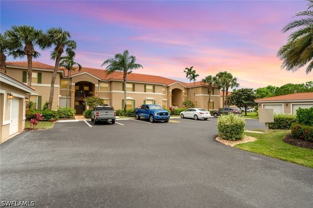 2408 Millcreek LN 104, Naples, FL 34119