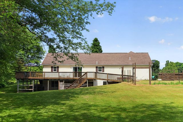 2869 Ridgecrest Drive, Saranac, MI 48881