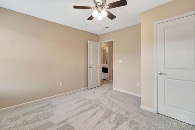 9563 Cobblestone Walk, West Chester, OH 45069