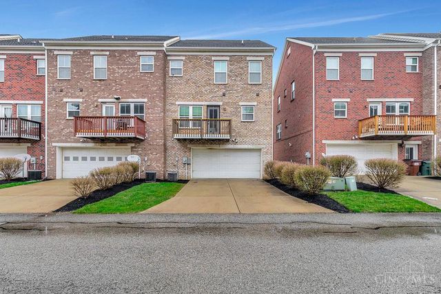 9563 Cobblestone Walk, West Chester, OH 45069