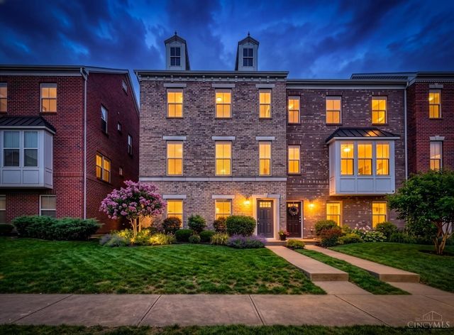 9563 Cobblestone Walk, West Chester, OH 45069