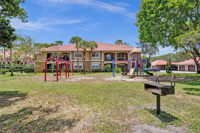 11601 SW 2nd St 21202, Pembroke Pines, FL 33025