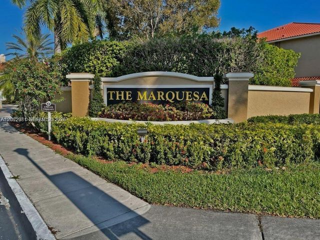 11601 SW 2nd St 21202, Pembroke Pines, FL 33025