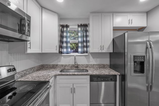 222 Mark Spitz Dr, Clarksville, TN 37042