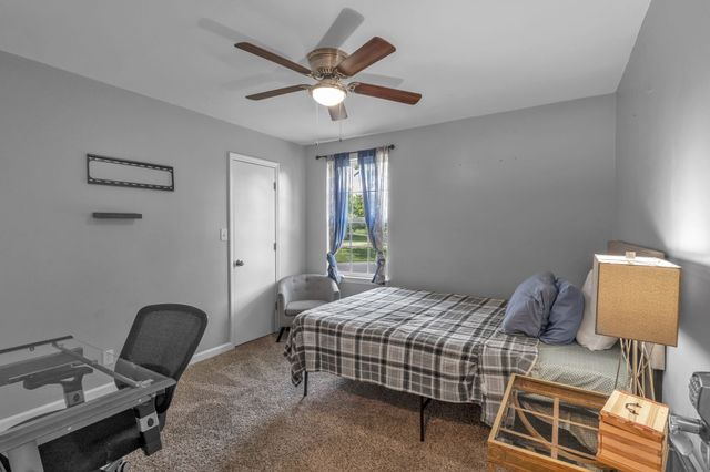 222 Mark Spitz Dr, Clarksville, TN 37042