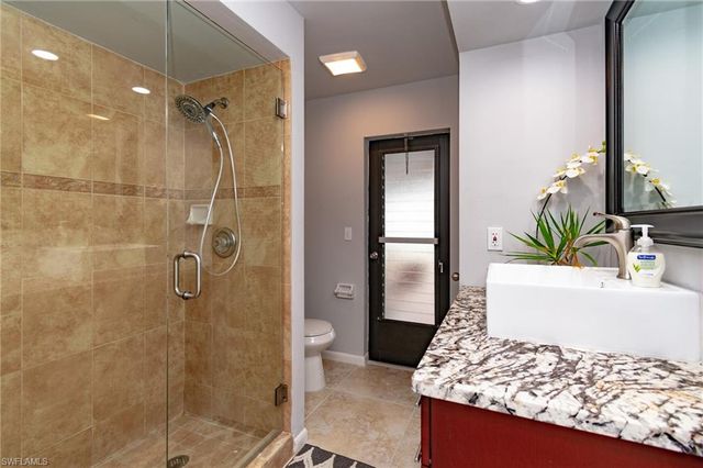 908 SE 33rd ST, Cape Coral, FL 33904