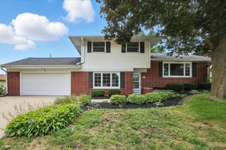 N88W17925 Christman ROAD, Menomonee Falls, WI 53051