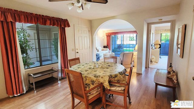 2700 E Mesquite Avenue E29, Palm Springs, CA 92264