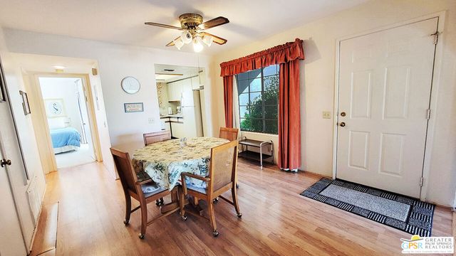 2700 E Mesquite Avenue E29, Palm Springs, CA 92264