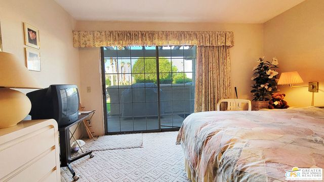 2700 E Mesquite Avenue E29, Palm Springs, CA 92264