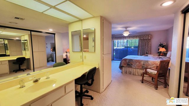 2700 E Mesquite Avenue E29, Palm Springs, CA 92264