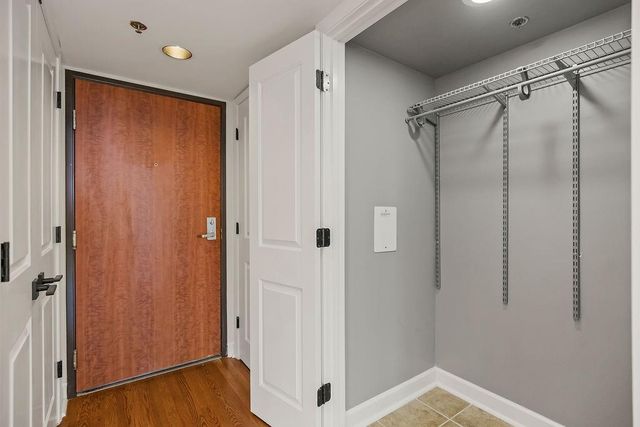 600 E Admiral Boulevard 1604, Kansas City, MO 64106