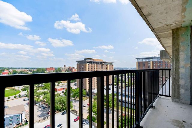 600 E Admiral Boulevard 1604, Kansas City, MO 64106