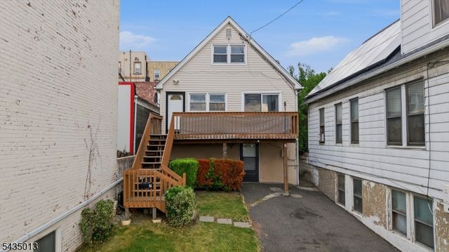 7 Westminster Pl, Garfield City, NJ 07026